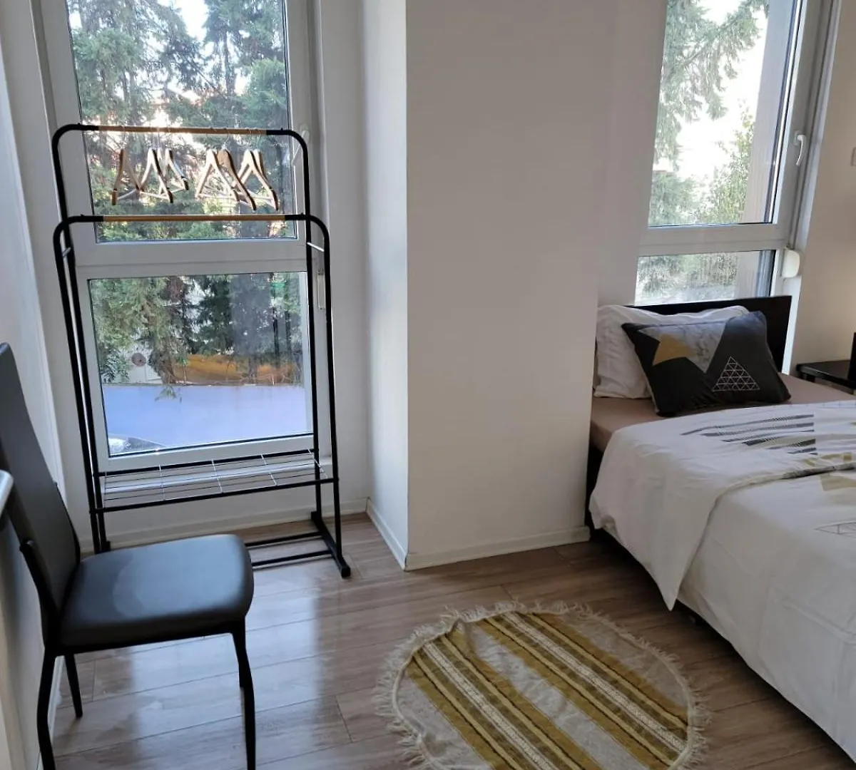Tirane 'Kompleksi Kontakt' 21 Dhjetori Apartment Albania