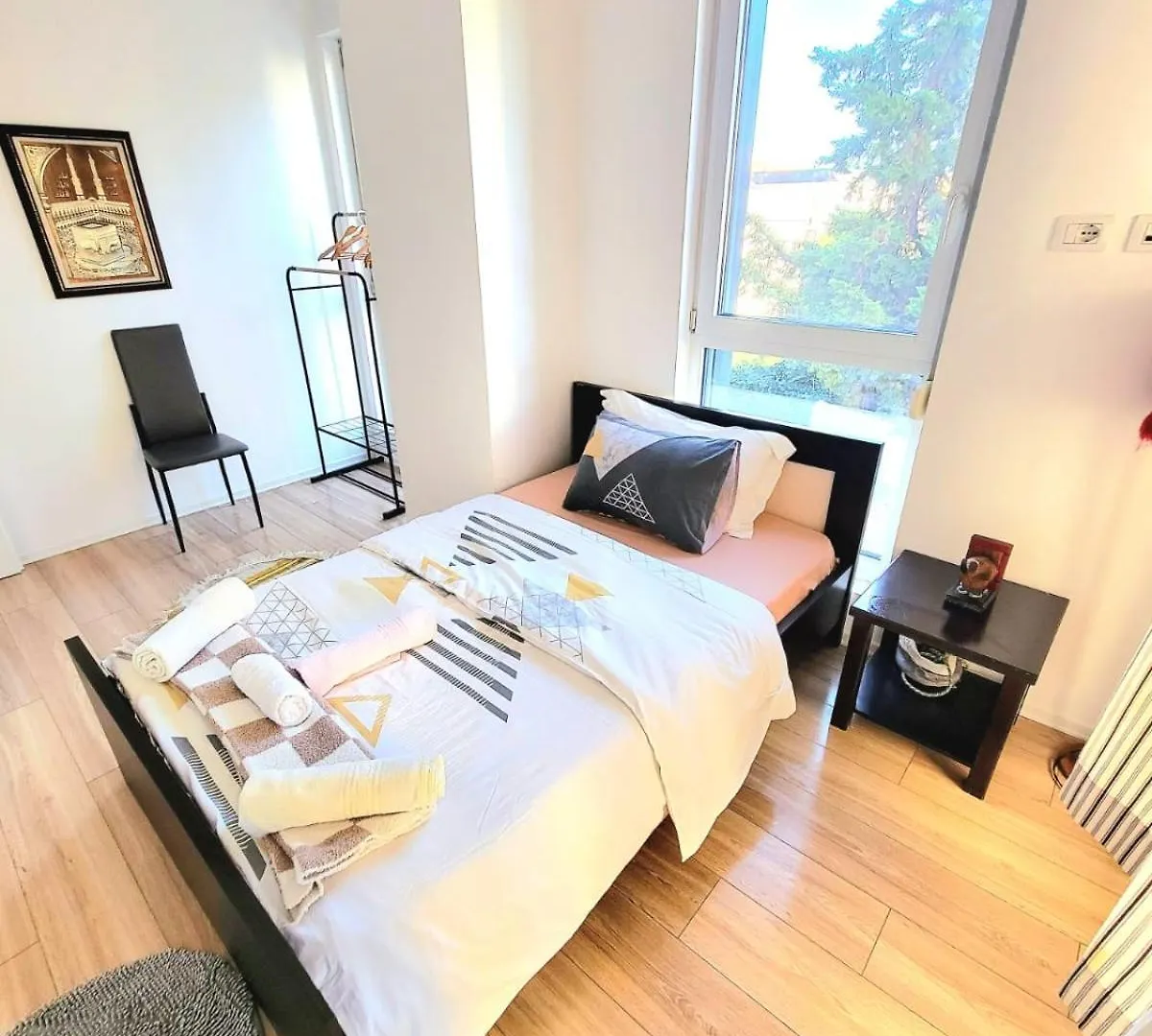 Tirane 'Kompleksi Kontakt' 21 Dhjetori Apartment 0*, Tirana Albania