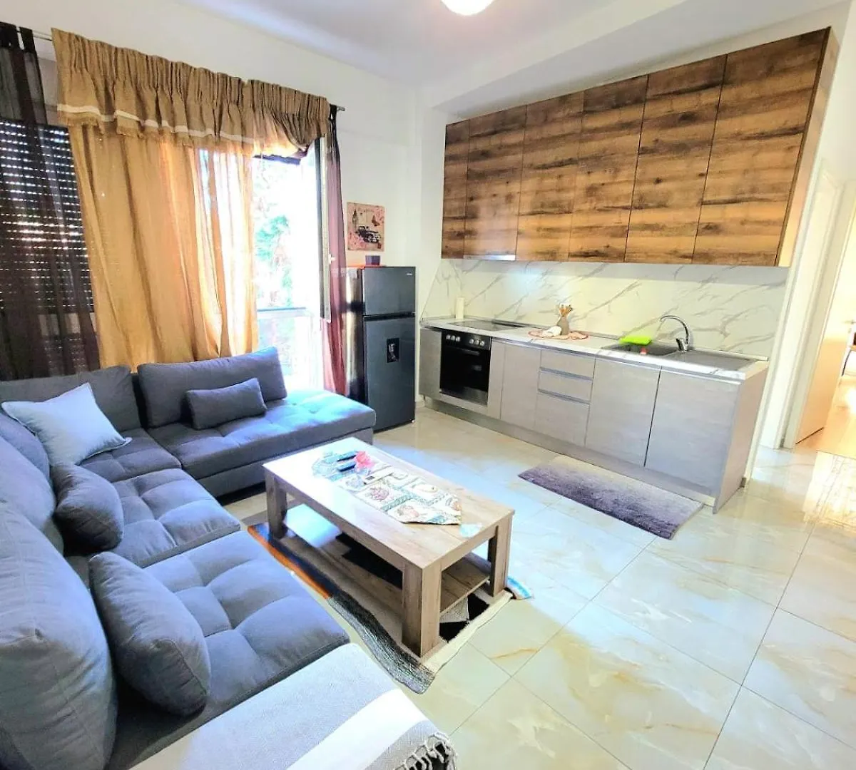 Tirane 'Kompleksi Kontakt' 21 Dhjetori Apartment Albania